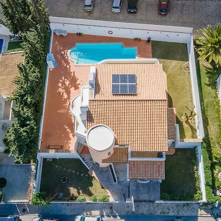 Mia - Peerless Bond Albufeira