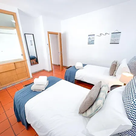 Mia - Peerless Bond Villa Albufeira