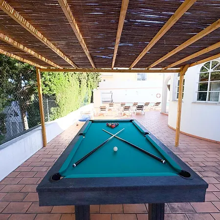 Mia - Peerless Bond Albufeira